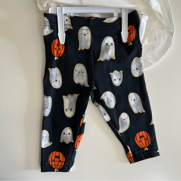 🌸2 for $25🌸 Carter’s Hallowe’en set - Picture 4 of 7